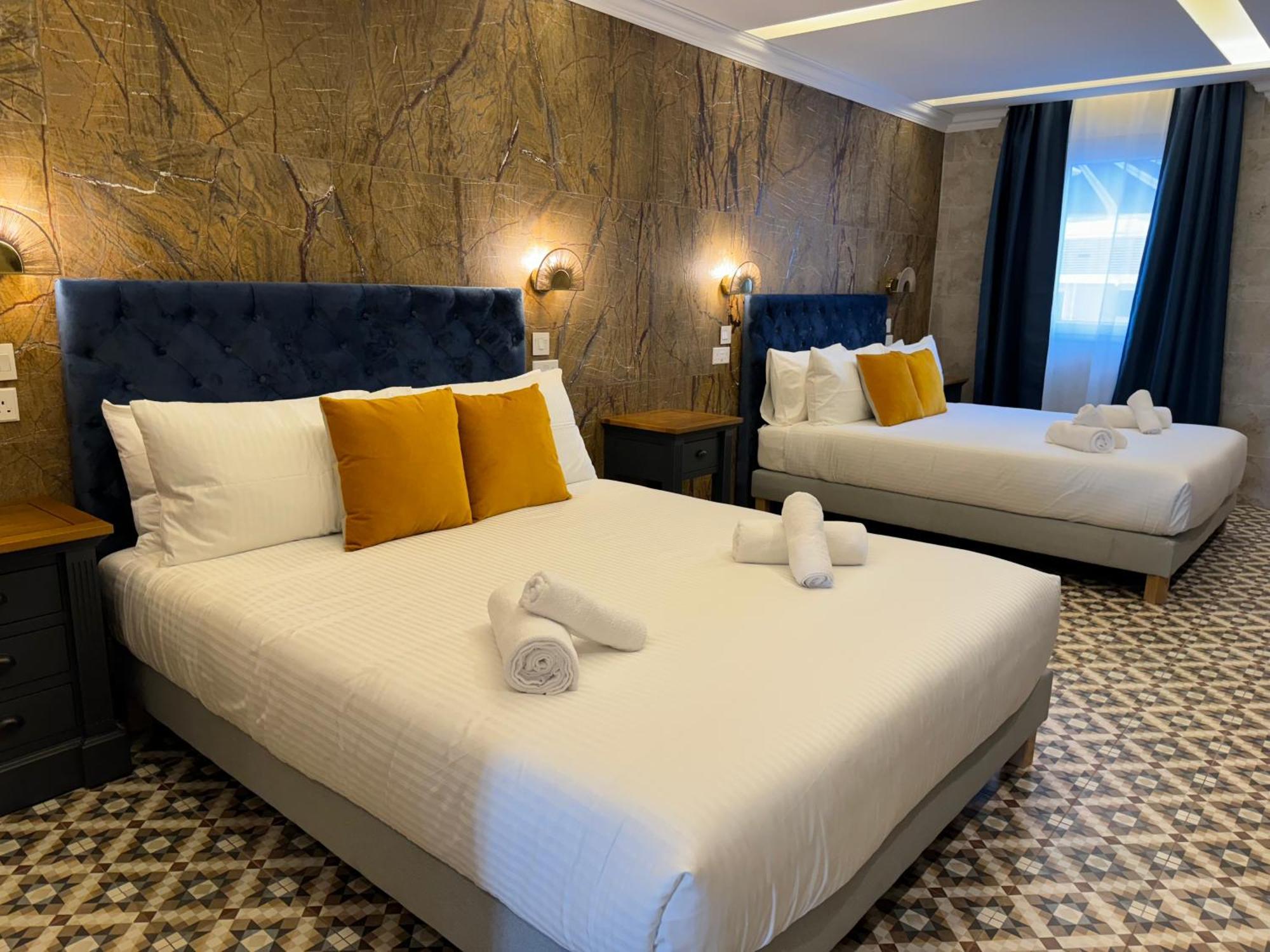 Saint Julian's Balcony Hotel מראה חיצוני תמונה