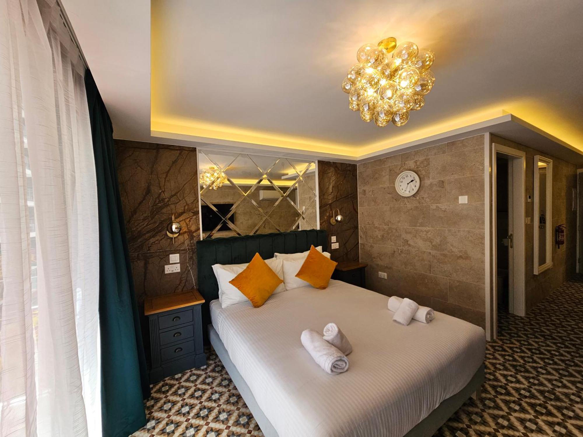Saint Julian's Balcony Hotel מראה חיצוני תמונה