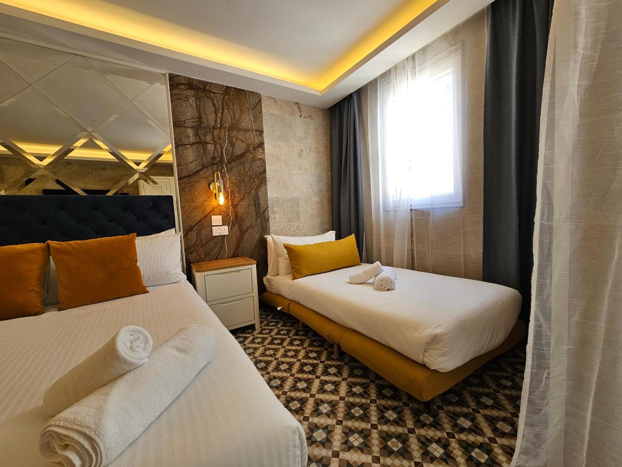 Saint Julian's Balcony Hotel מראה חיצוני תמונה
