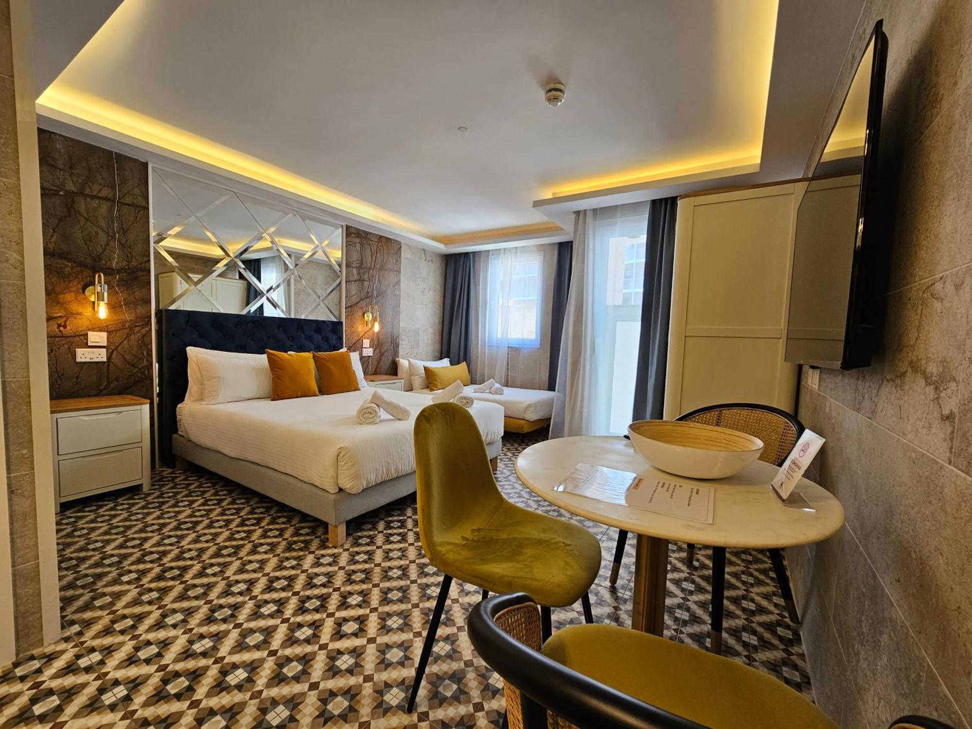Saint Julian's Balcony Hotel מראה חיצוני תמונה