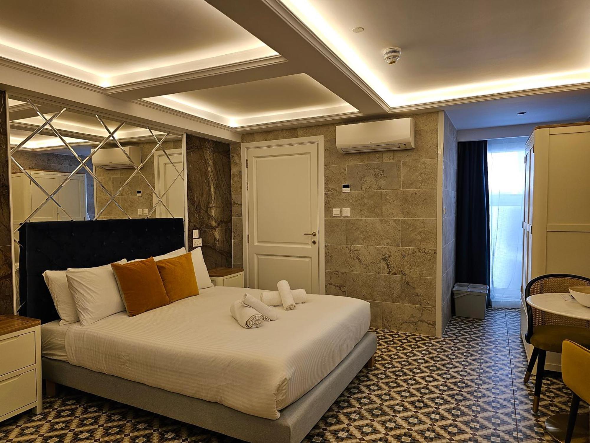 Saint Julian's Balcony Hotel מראה חיצוני תמונה