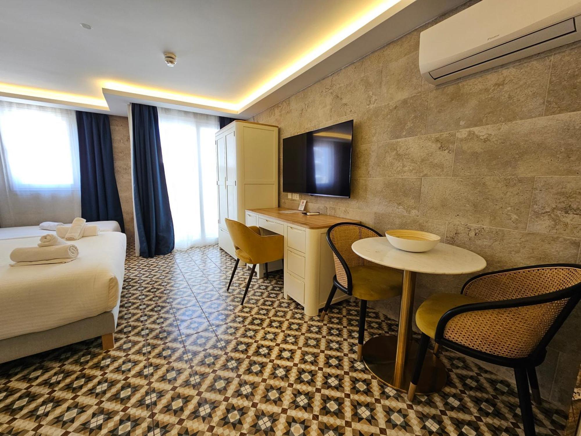 Saint Julian's Balcony Hotel מראה חיצוני תמונה