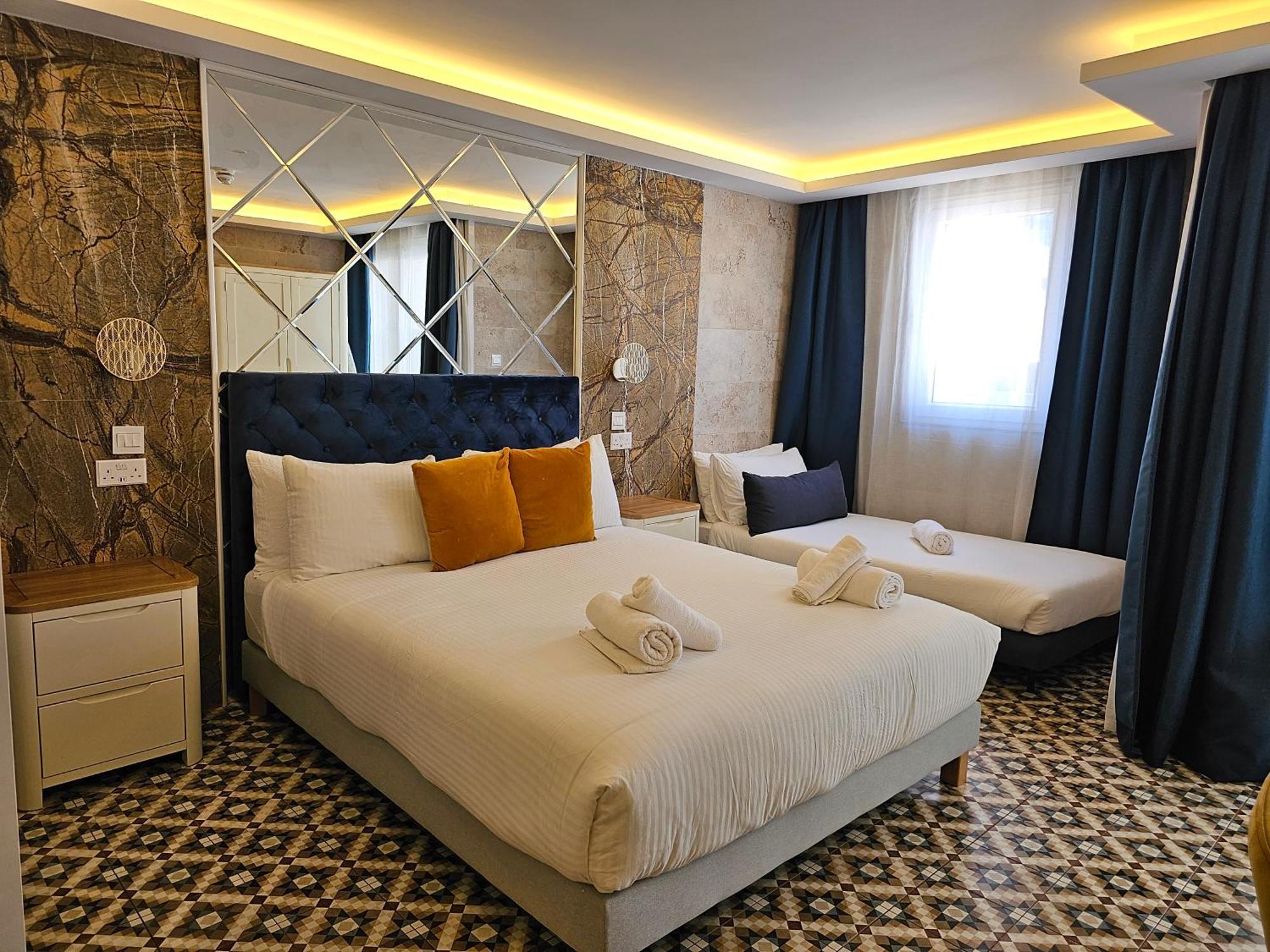 Saint Julian's Balcony Hotel מראה חיצוני תמונה