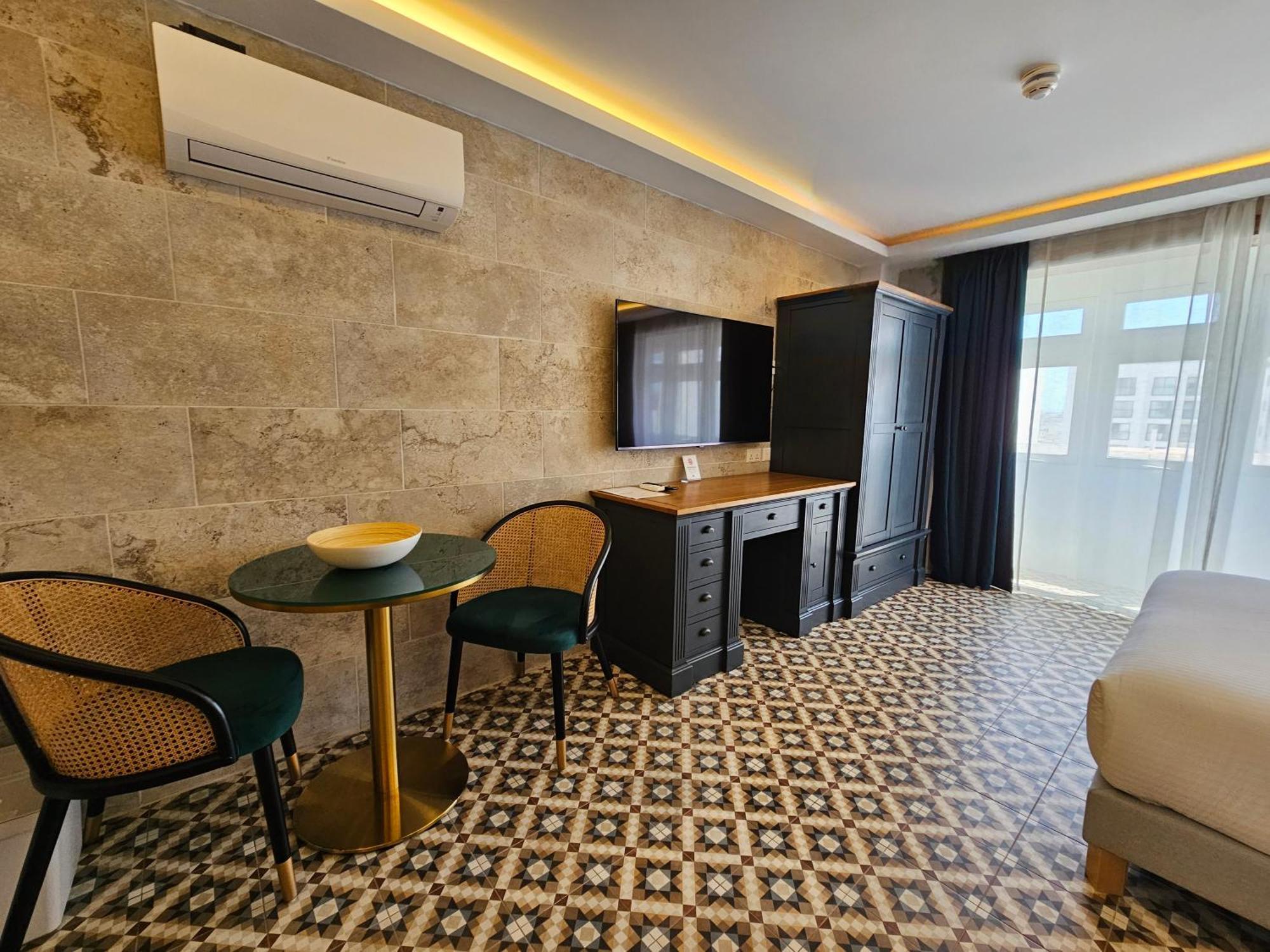 Saint Julian's Balcony Hotel מראה חיצוני תמונה