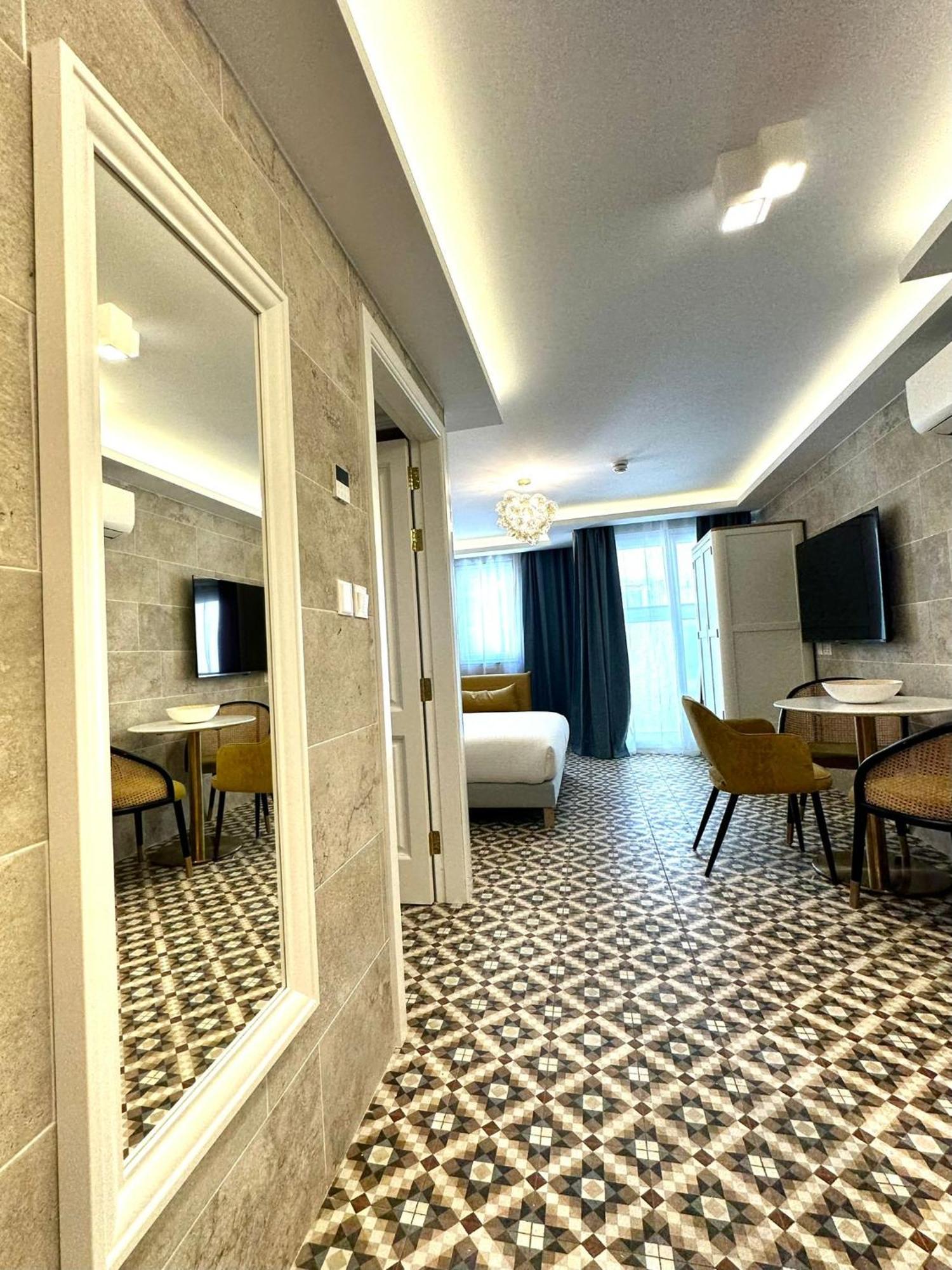 Saint Julian's Balcony Hotel מראה חיצוני תמונה